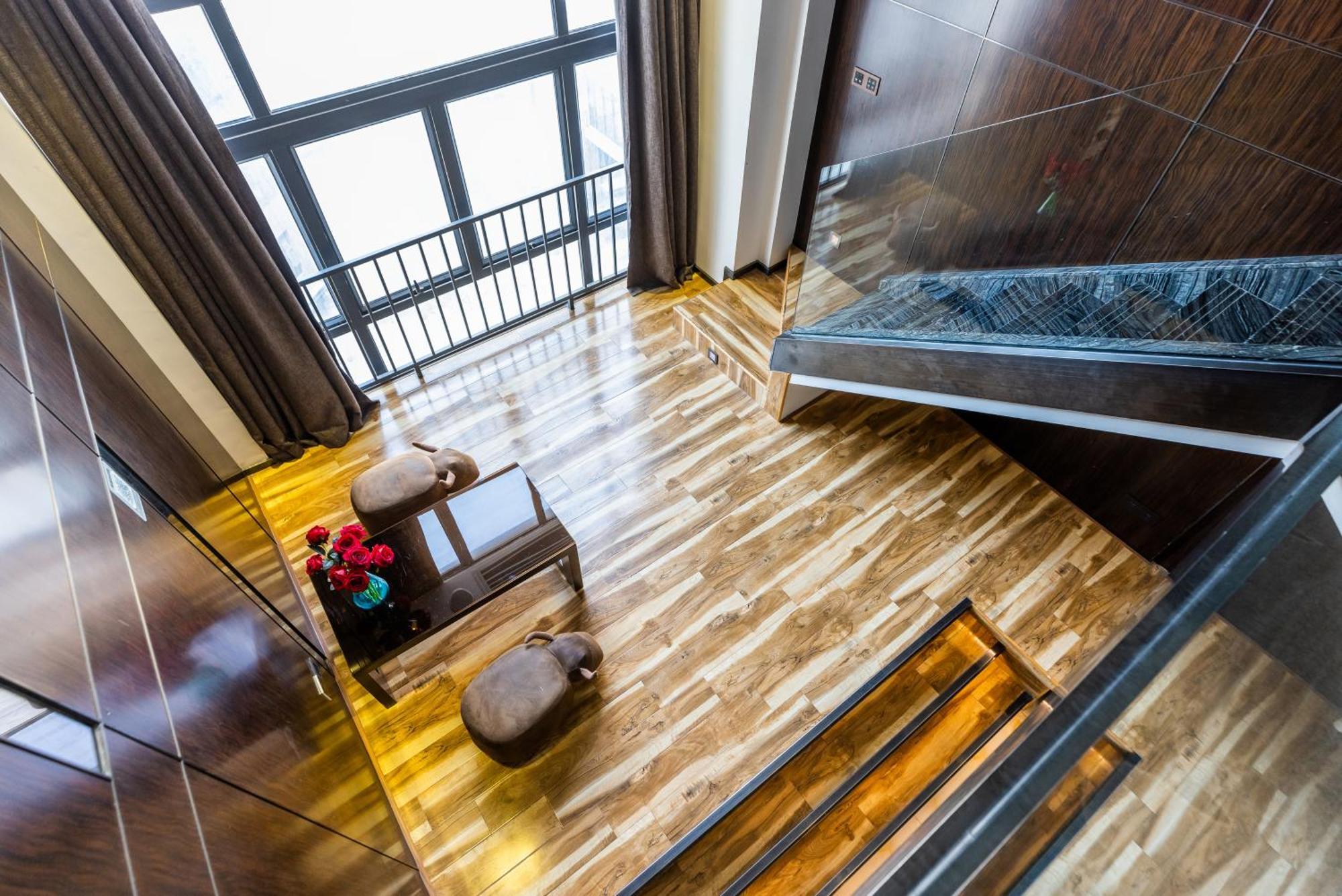 Lavendar Duplex Apartment Canton Extérieur photo